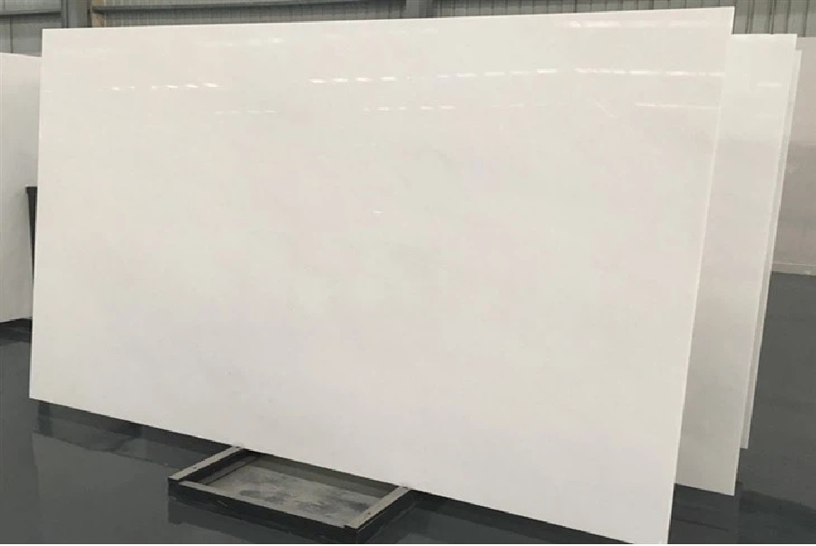 Essential Absolute White Marble Maintenance: Sealing and Polishing