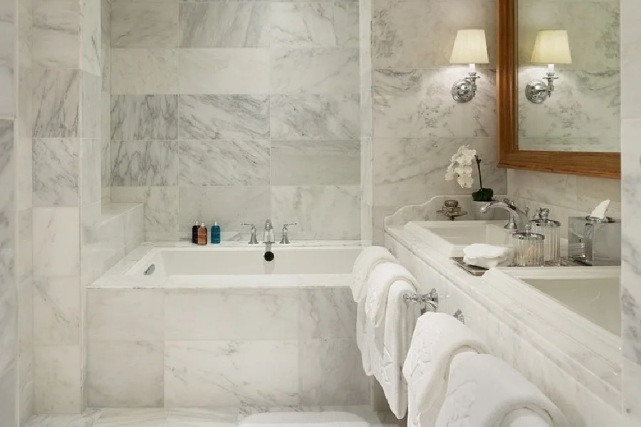 How Light Marble Visually Expands a Room