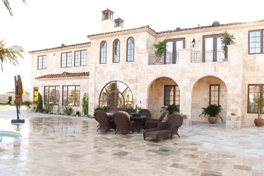 Why Travertine Perfectly Complements Mediterranean Aesthetics?